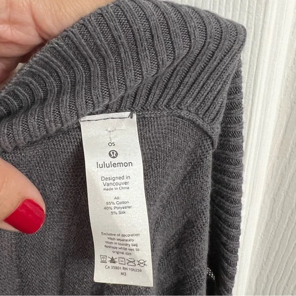 Lululemon Forward Flow Poncho in Heathered Moonwalk - Picture 7 of 9